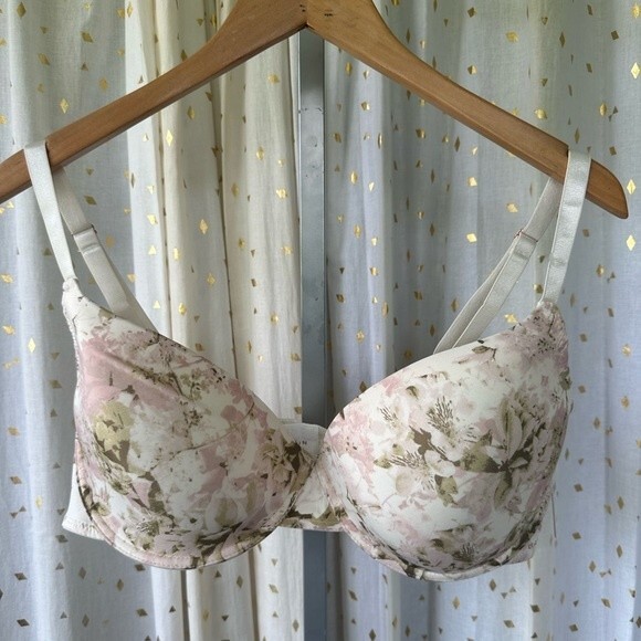 Danskin Intimates NWT Full Figure Floral Lightly Padded Bra Lingerie 40D - Picture 2 of 6